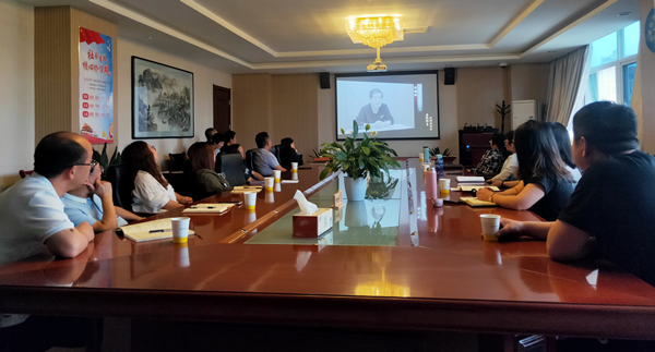 公司第四個(gè)紀(jì)律教育學(xué)習(xí)宣傳月系列活動(dòng)——黨員干部觀看紀(jì)律警示教育片